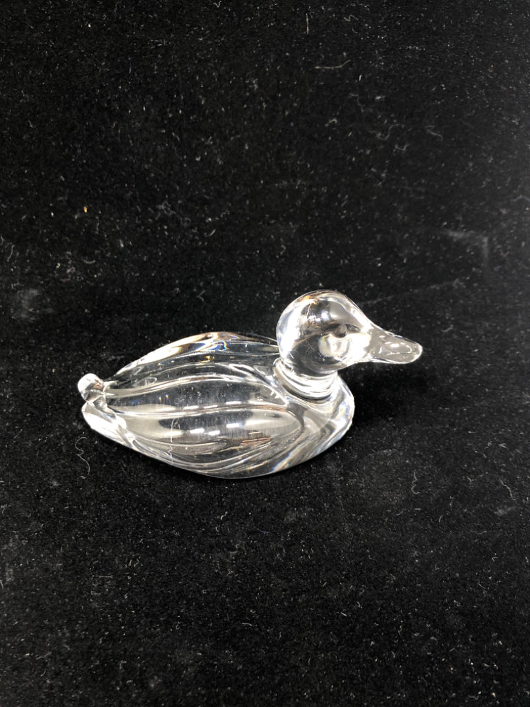 GLASS DUCK PAPERWEIGHT.