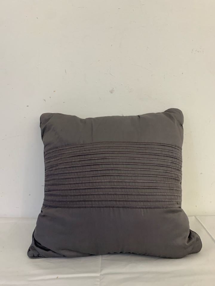 SQUARE GREY PILLOW.