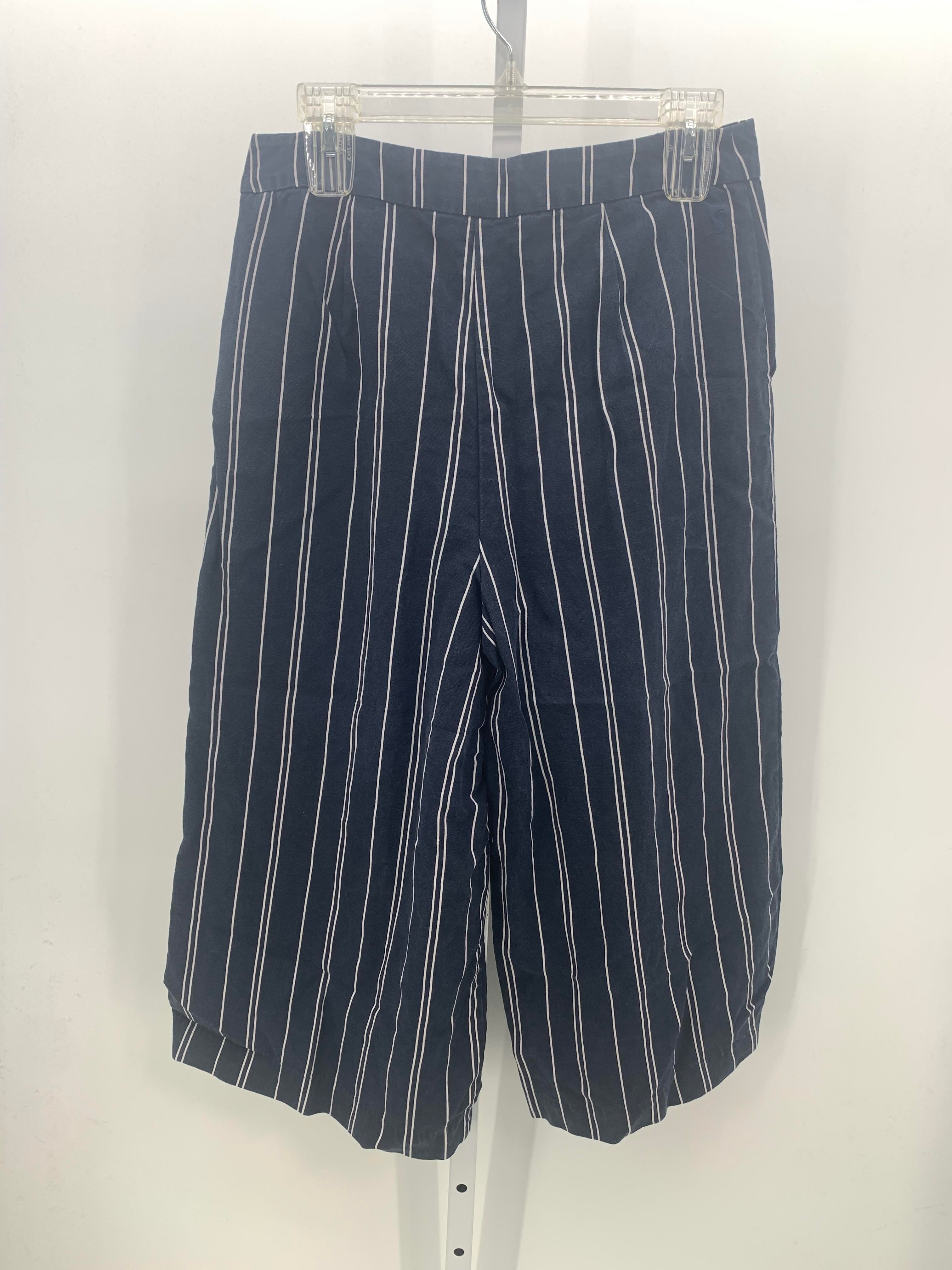 Size 8 Misses Capri Pants
