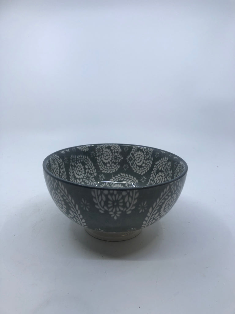 KATE AND CARLY GREY AND WHITE PATTERN BOWL.