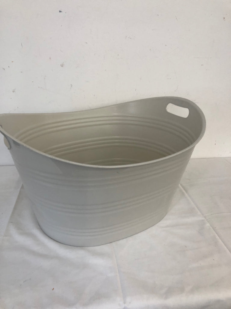 LARGE TAN TOTE/PLASTIC BUCKET W HANDLES.