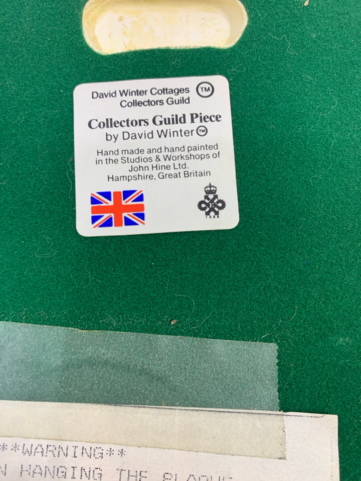 COLLECTORS GUILD PIECE 3D PLAQUE DAVID WINTER.