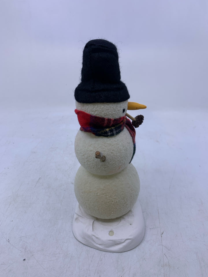 BYERS' CHOICE SNOWMAN 1992.