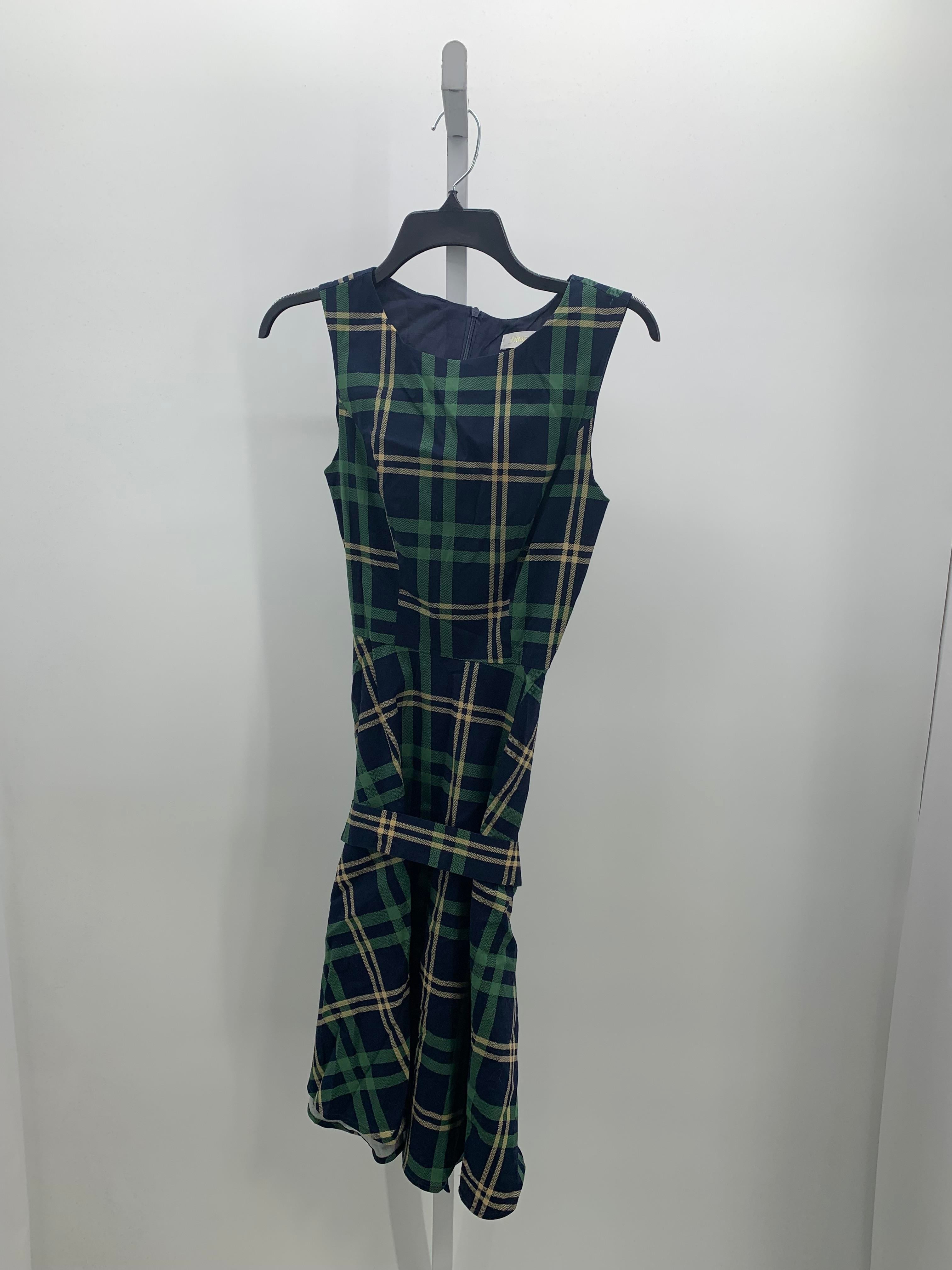Size Small Misses Sleeveless Dress