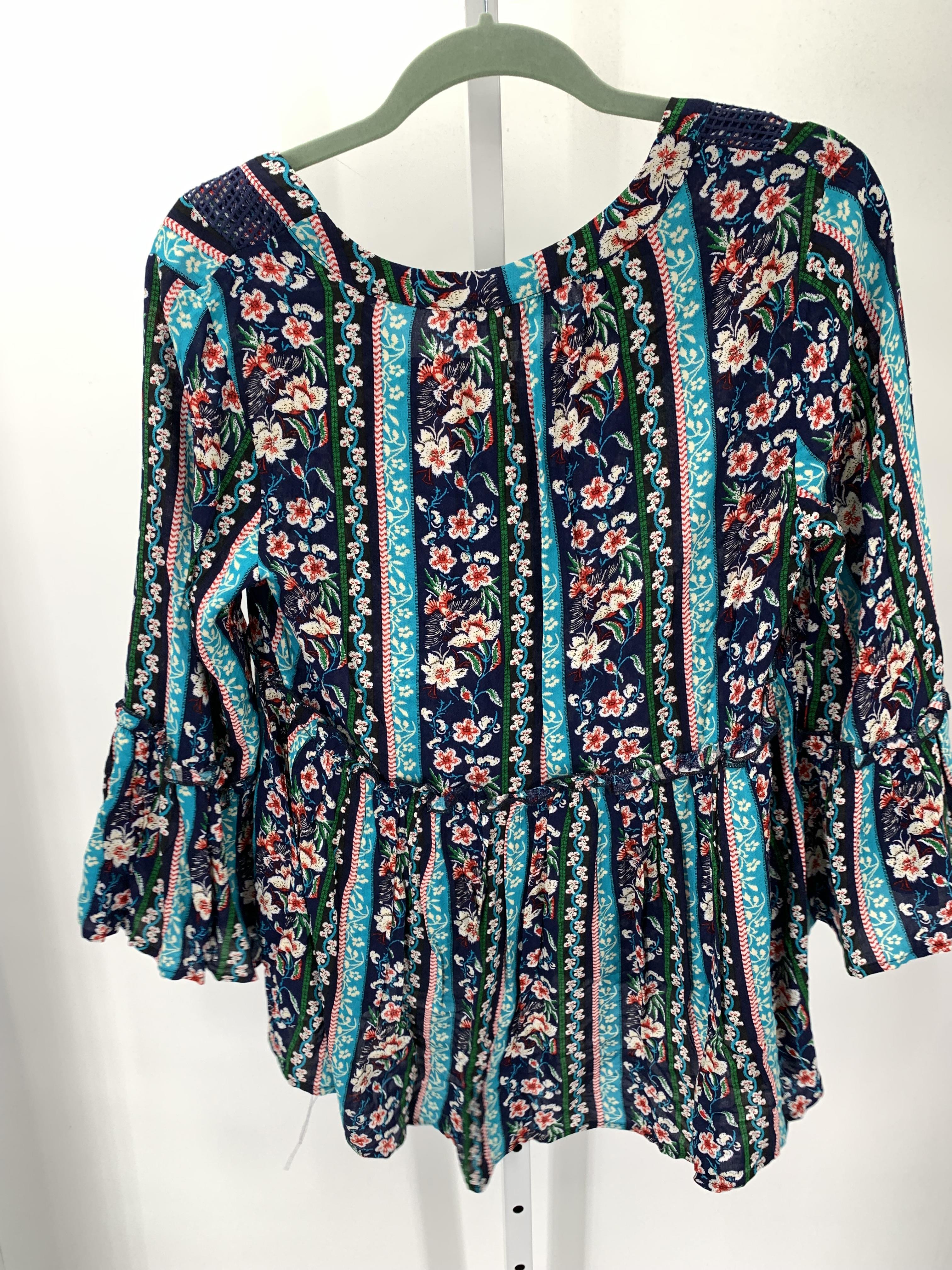 Suzanne Betro Size Medium Misses 3/4 Sleeve Shirt