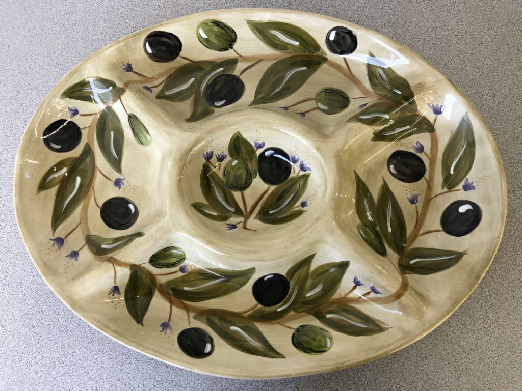 DIVIDED BLACK AND GREEN OLIVE SERVING PLATE.