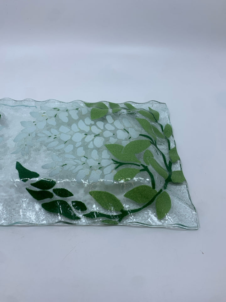 FUSED GLASS WHITE FLORAL RECTANGLE PLATE.
