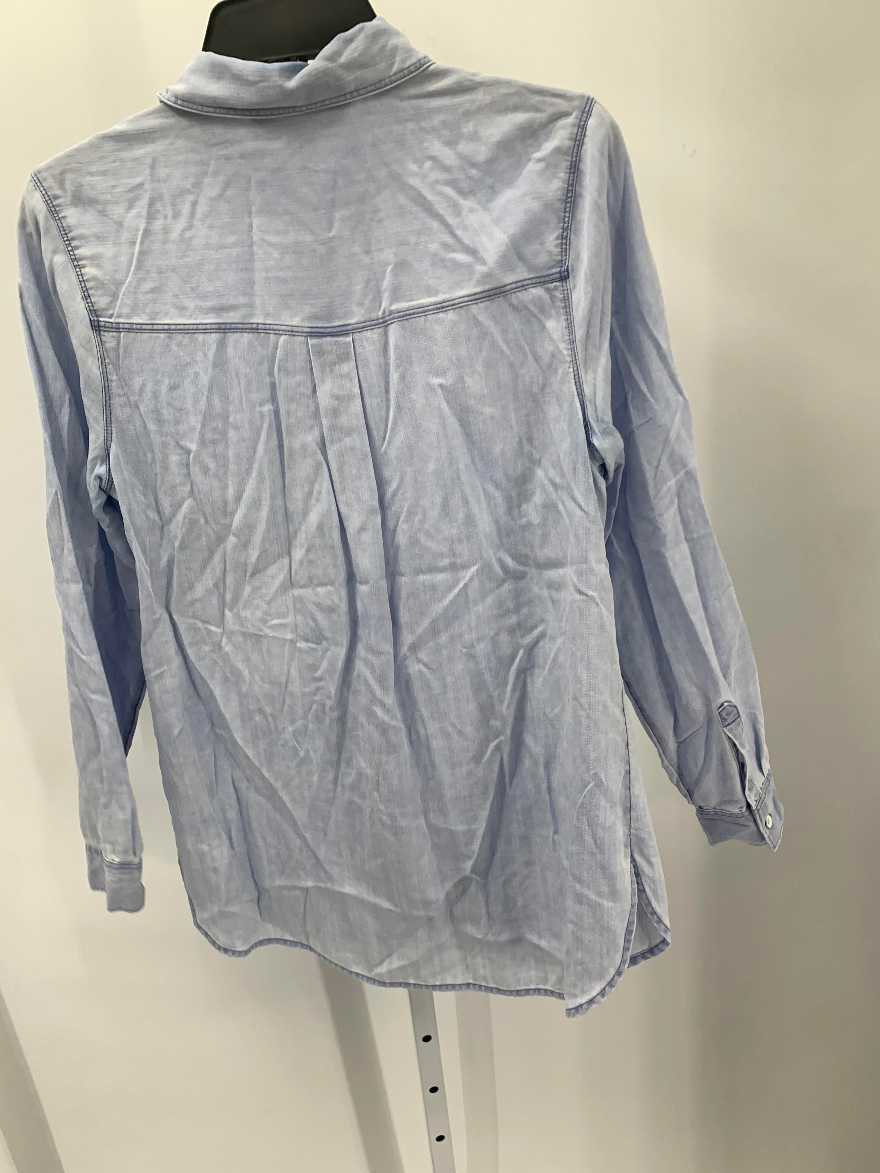 Old Navy Size Medium Misses Long Sleeve Shirt