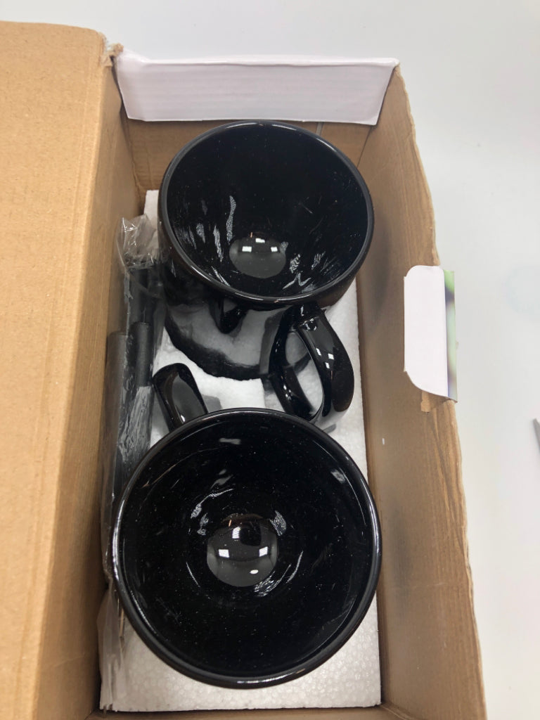 NIB KOVOT CERAMIC FONDUE MUG SET.