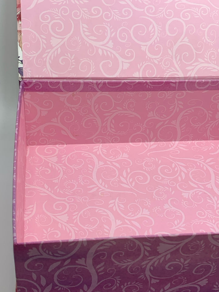 PINK/PURPLE FLOWER DECORATIVE CARDBOARD BOX.
