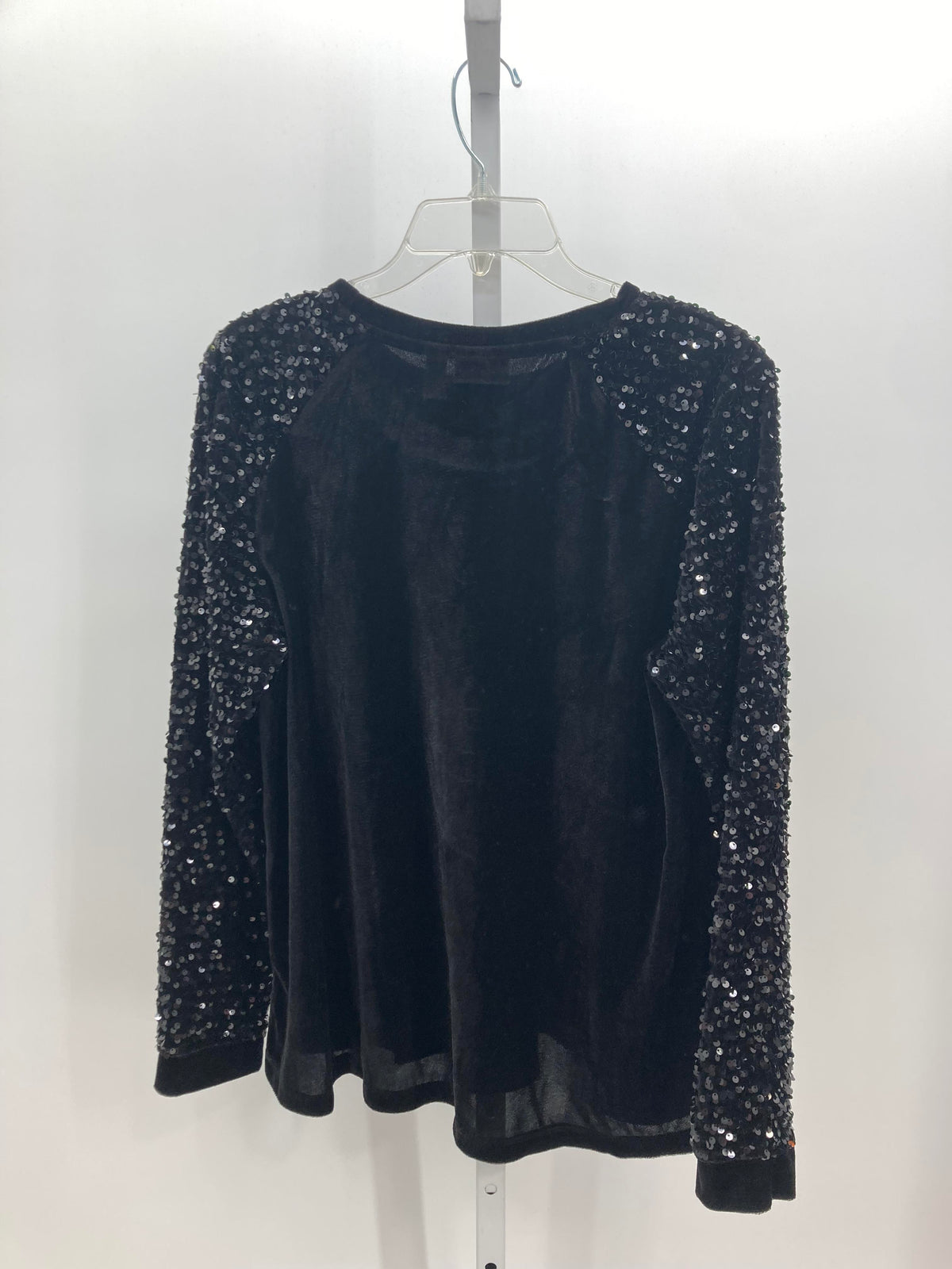 LOGO Size Medium Misses Long Sleeve Shirt