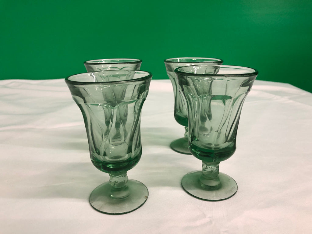 4 GREEN GLASS SMALL SUNDAE CUPS.
