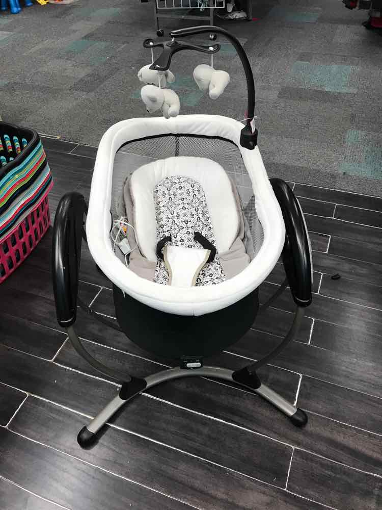 Graco DuoGlider Gliding Swing