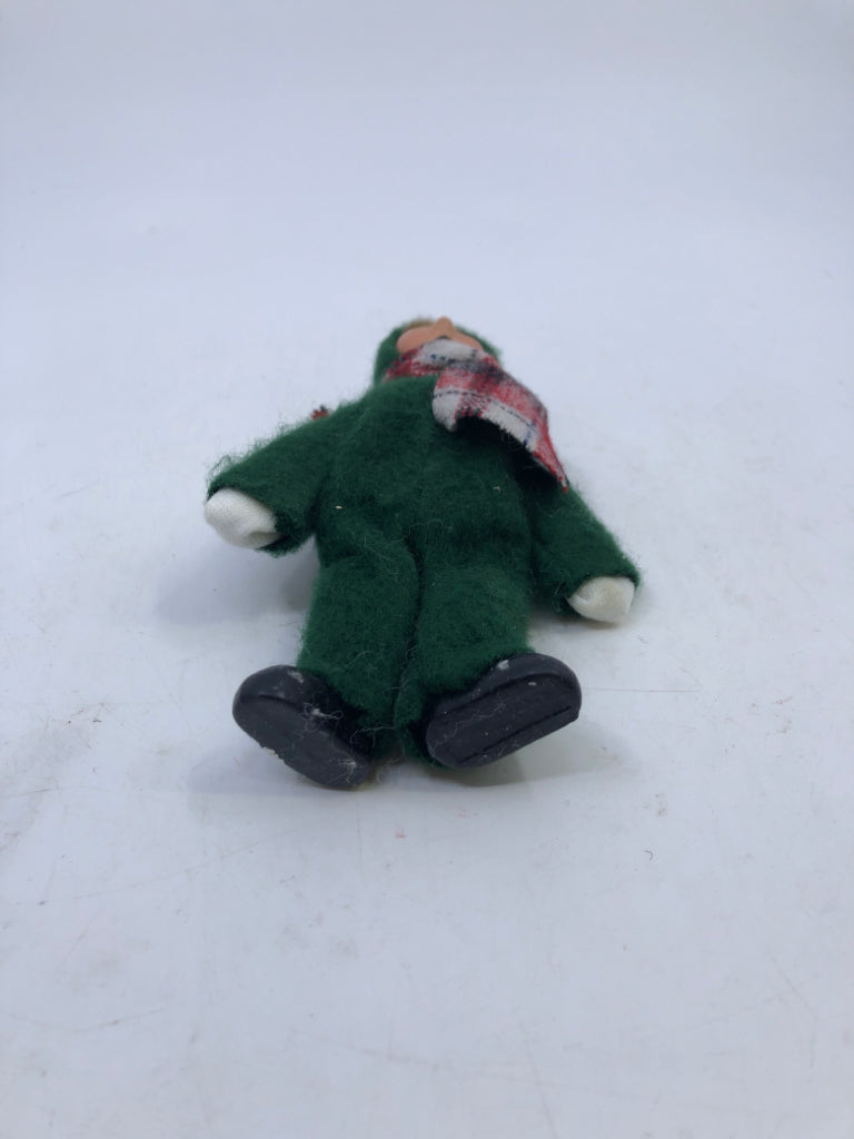 BOY IN GREEN SUIT W/ RED PLAID SCARF BYERS' CHOICE.