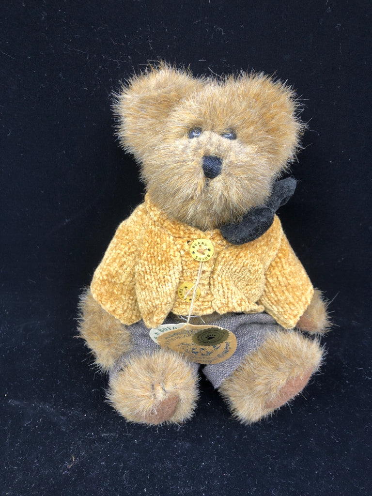 BOYDS BEAR MATHEW H BEAR IN YELLOW SWEATER.