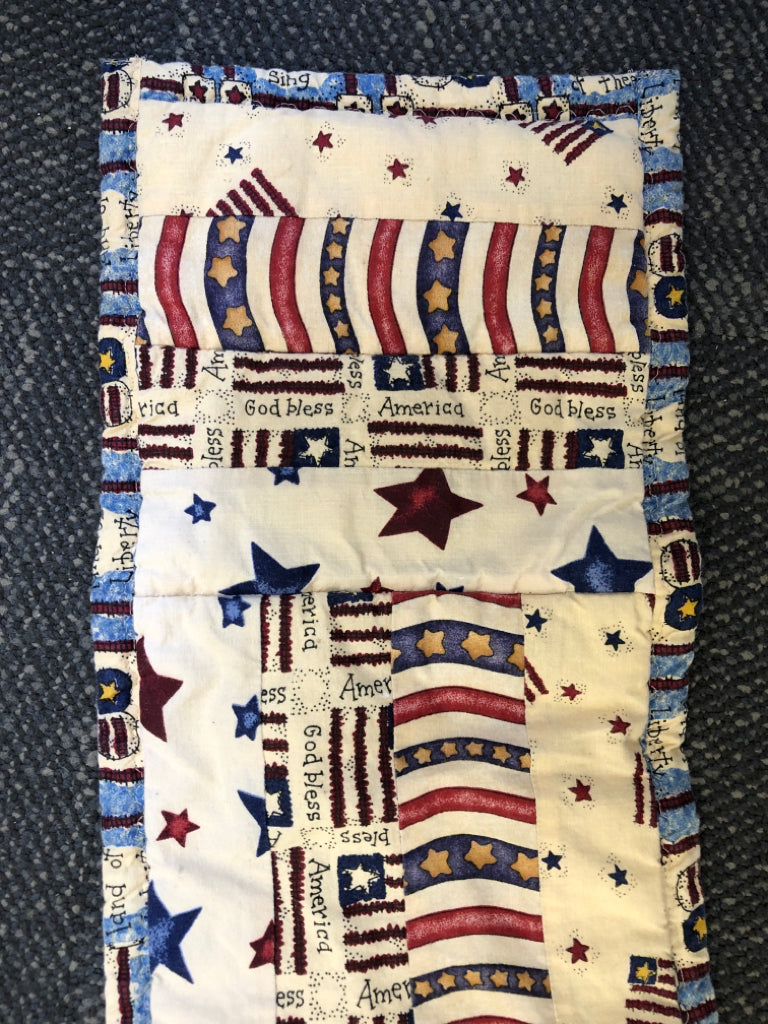 PRIMITIVE AMERICANA THEME QUILT TABLE RUNNER.