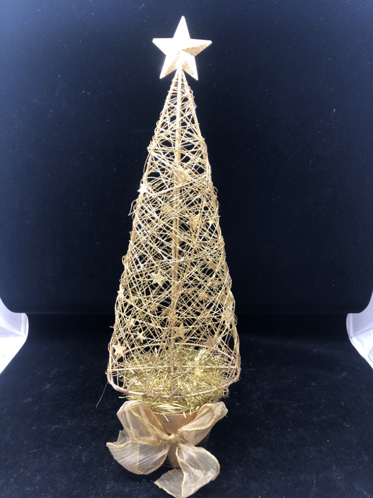 GOLD WIRE TREE IN GOLD PLANTER.