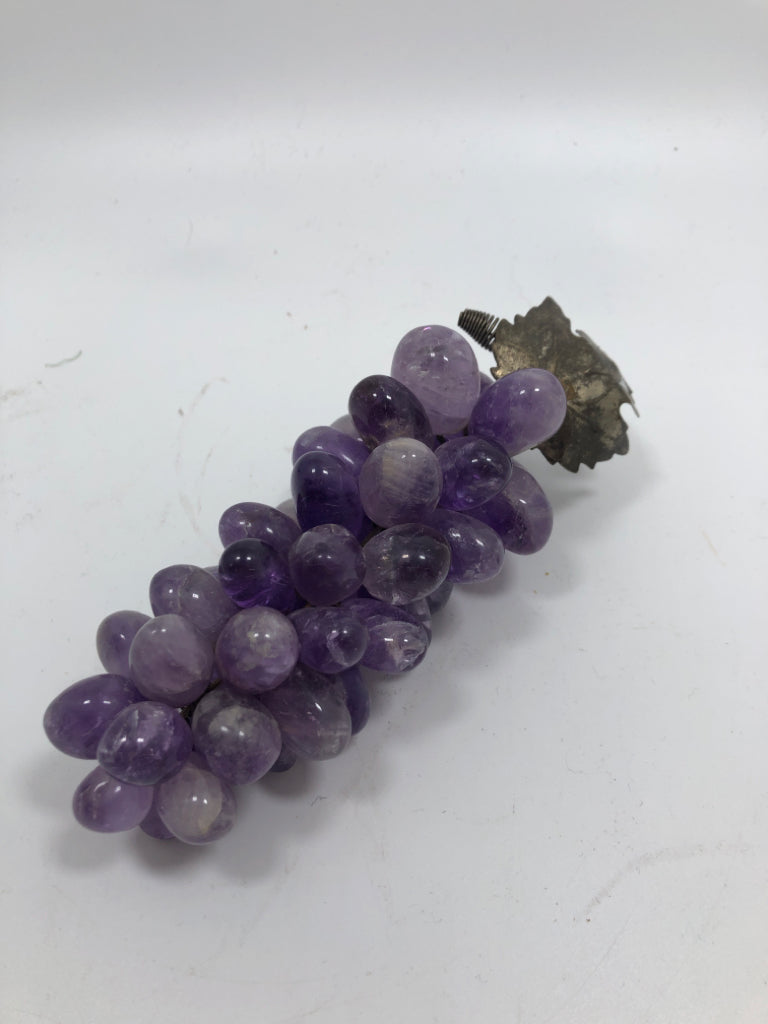 AMETHYST GRAPE DECOR W/METAL STEM.