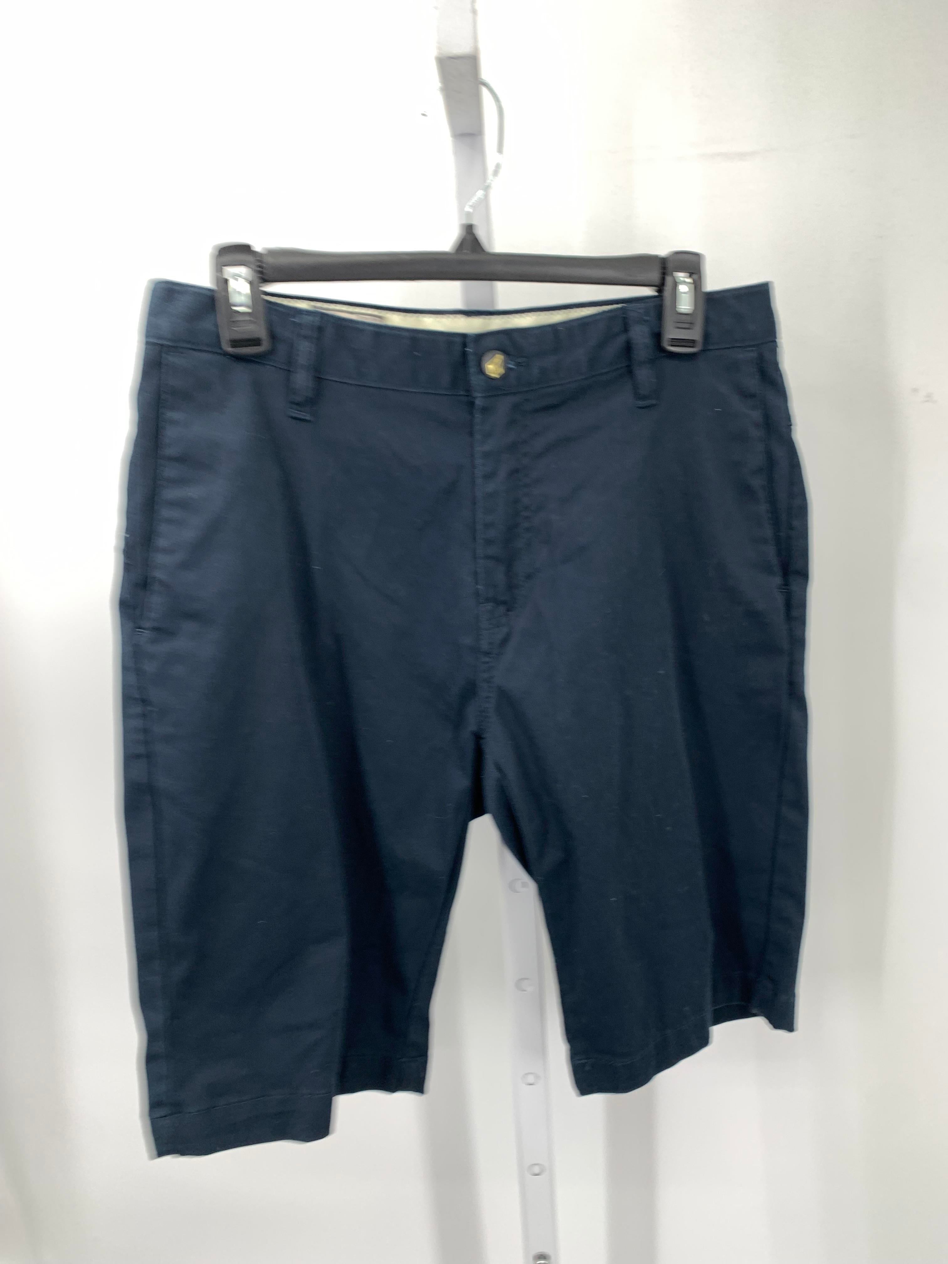KHAKI SHORTS