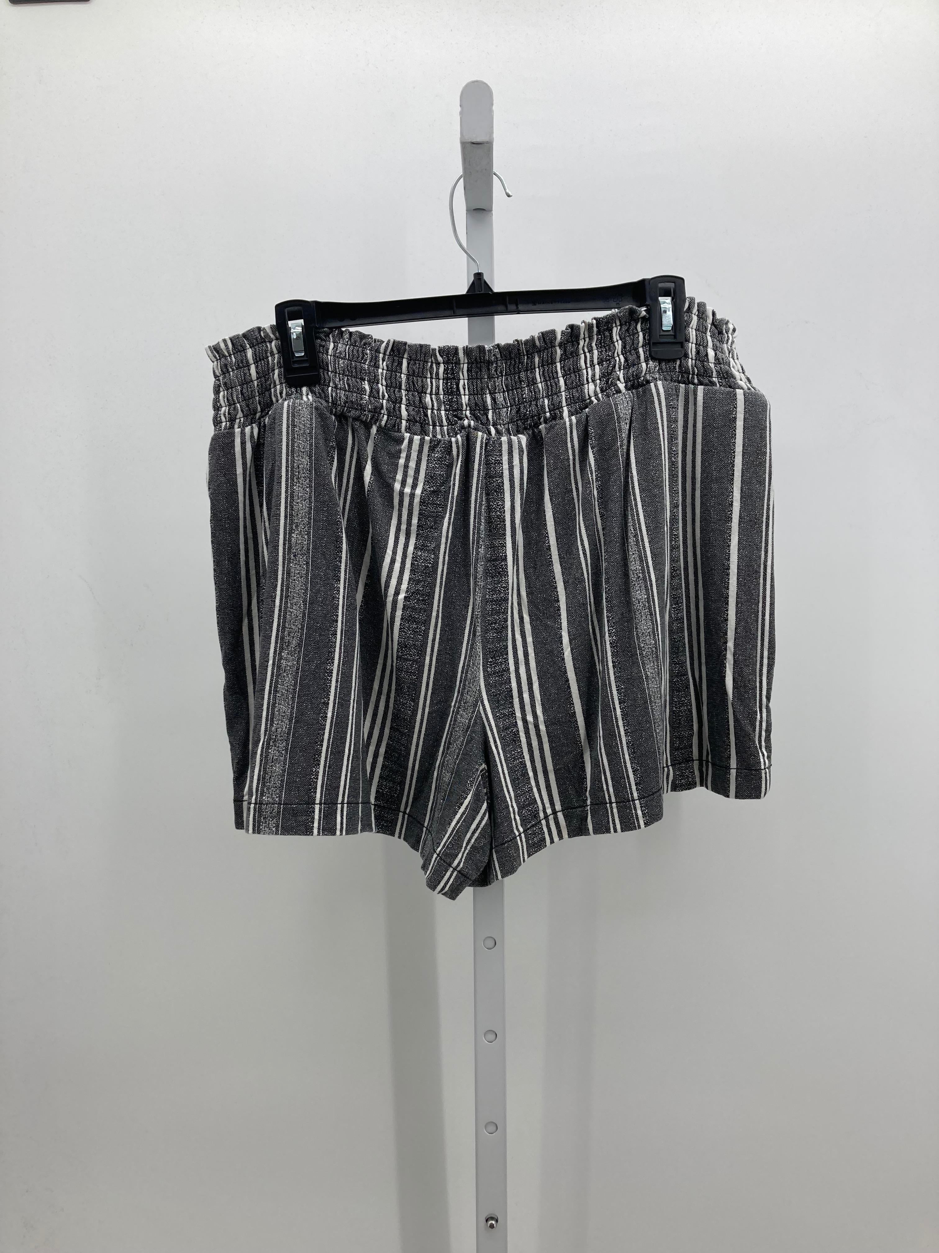 Time and Tru Size Extra Large Misses Shorts