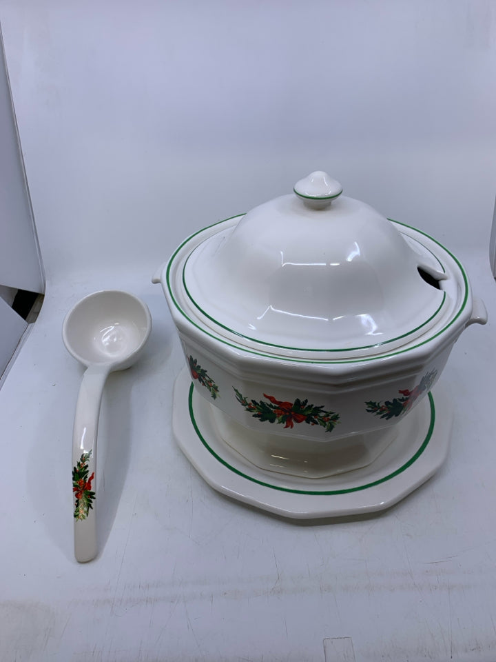 4 PC CHRISTMAS HERITAGE.