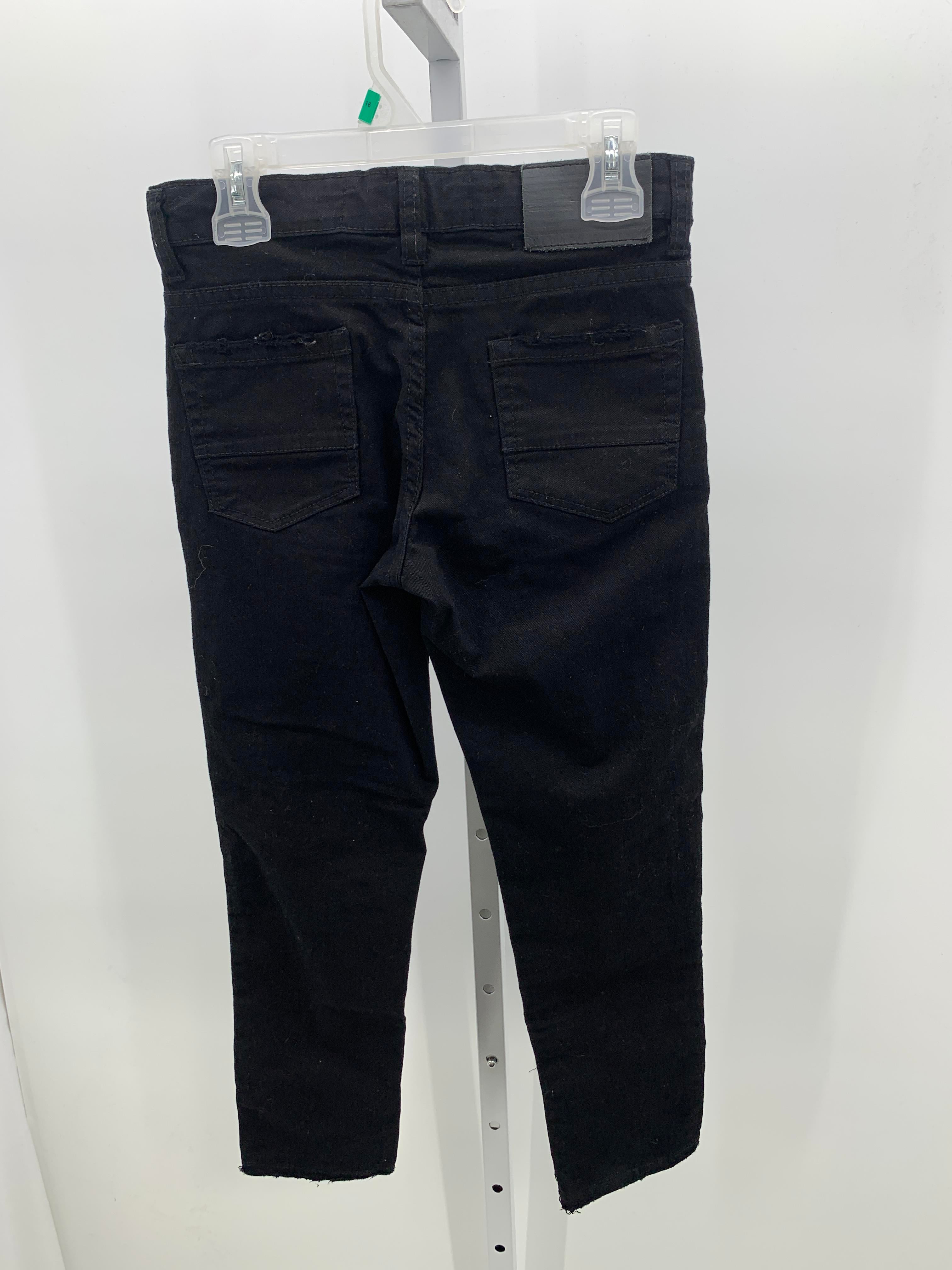 DISTRESSED JEANS