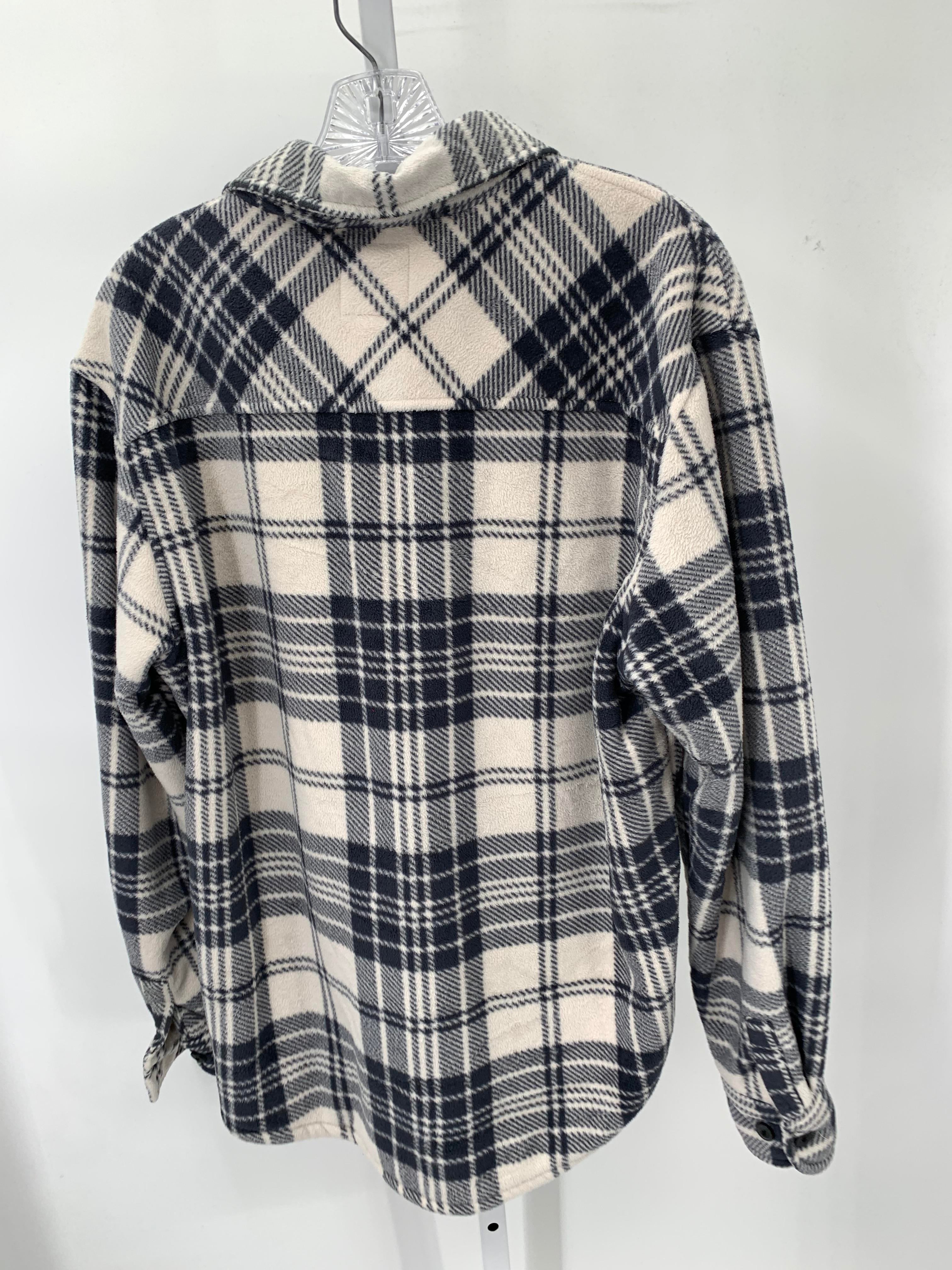 BLUE PLAID BTN DOWN.