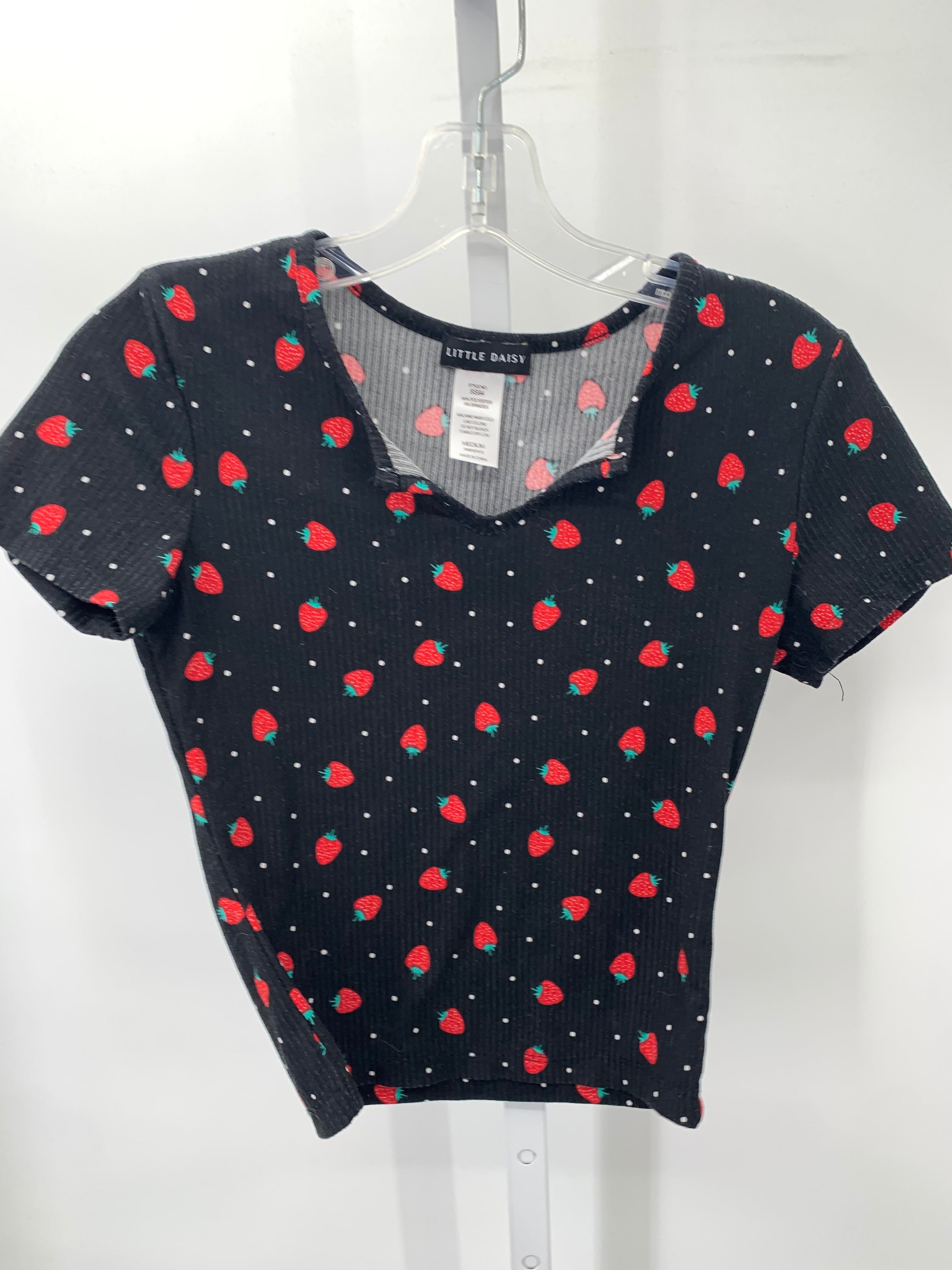 Size Medium Juniors Short Sleeve Shirt