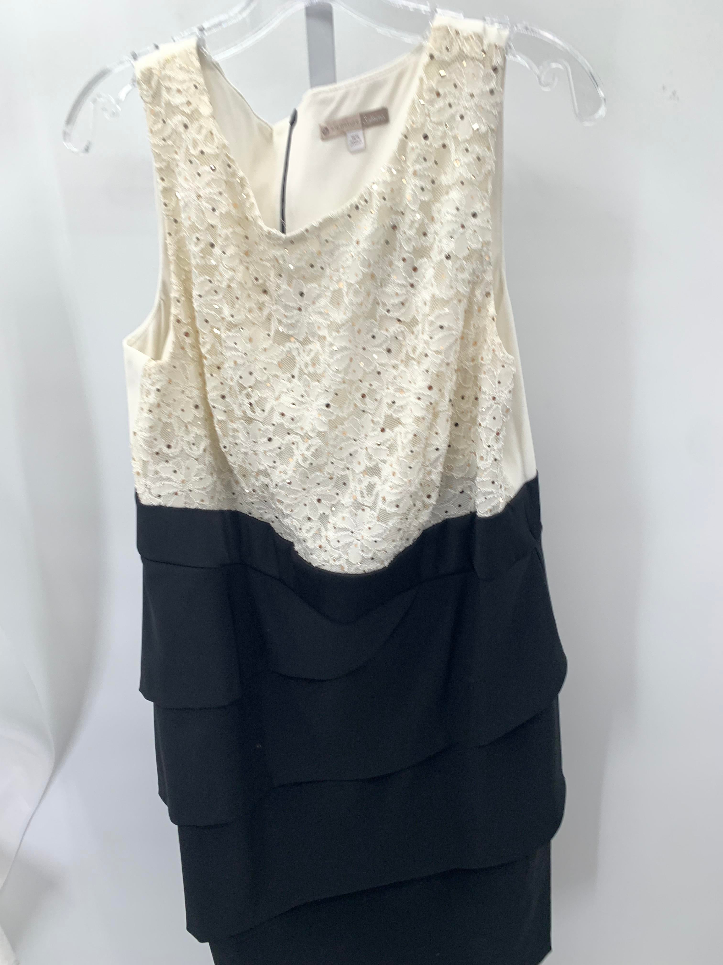 db Size 16 W Womens Sleeveless Dress