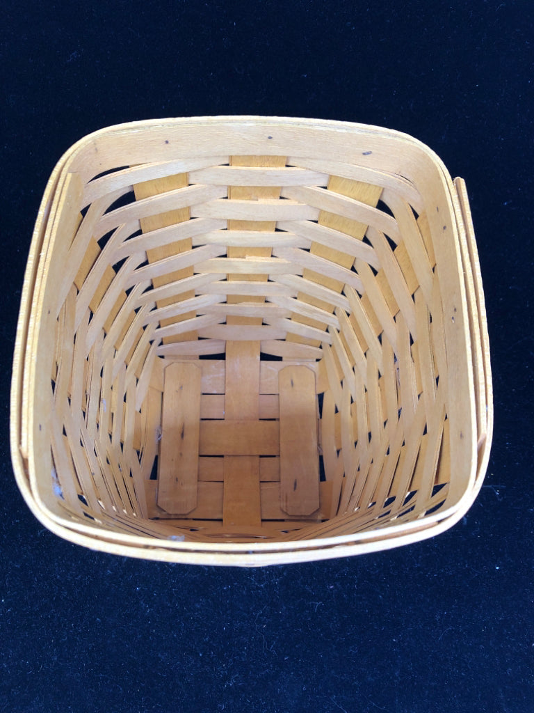 1998 TALL BASKET.