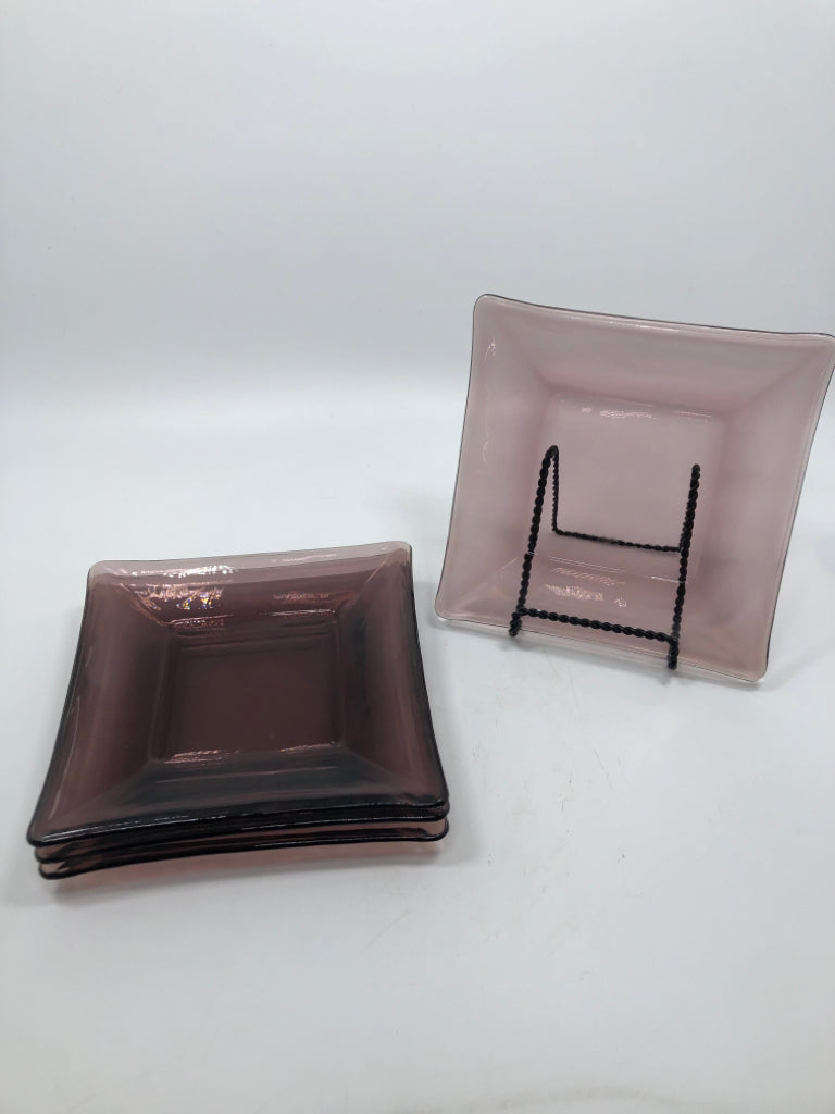 4 PINK GLASS SQUARE LUNCH PLATES.