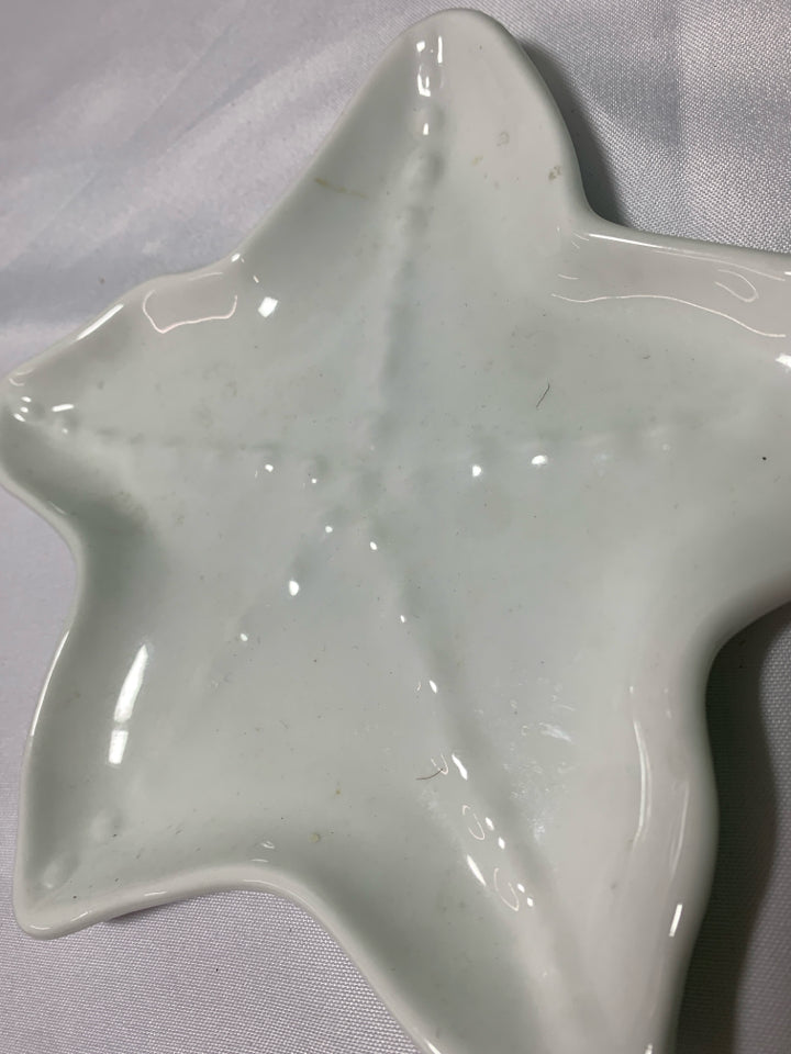 WHITE STARFISH PLATE.