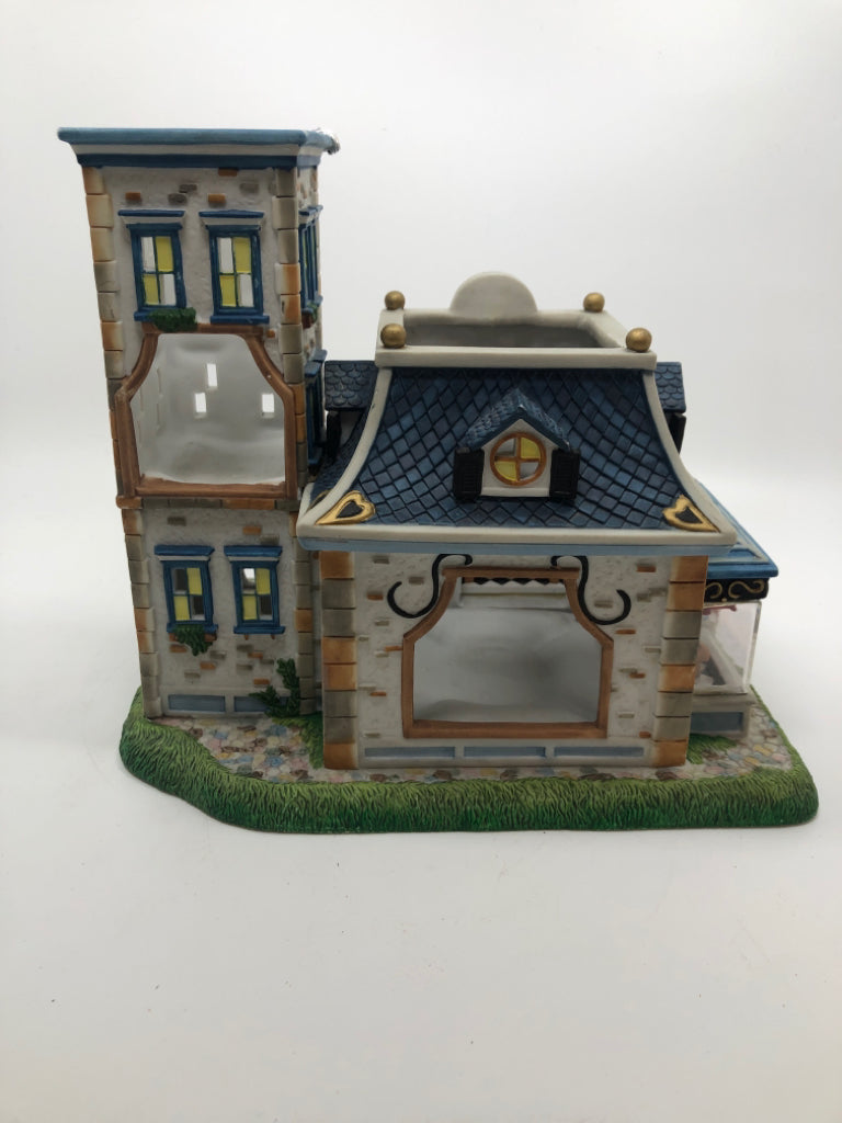 PARTYLITE TOY SHOP CERAMIC CANDLE HOLDER.