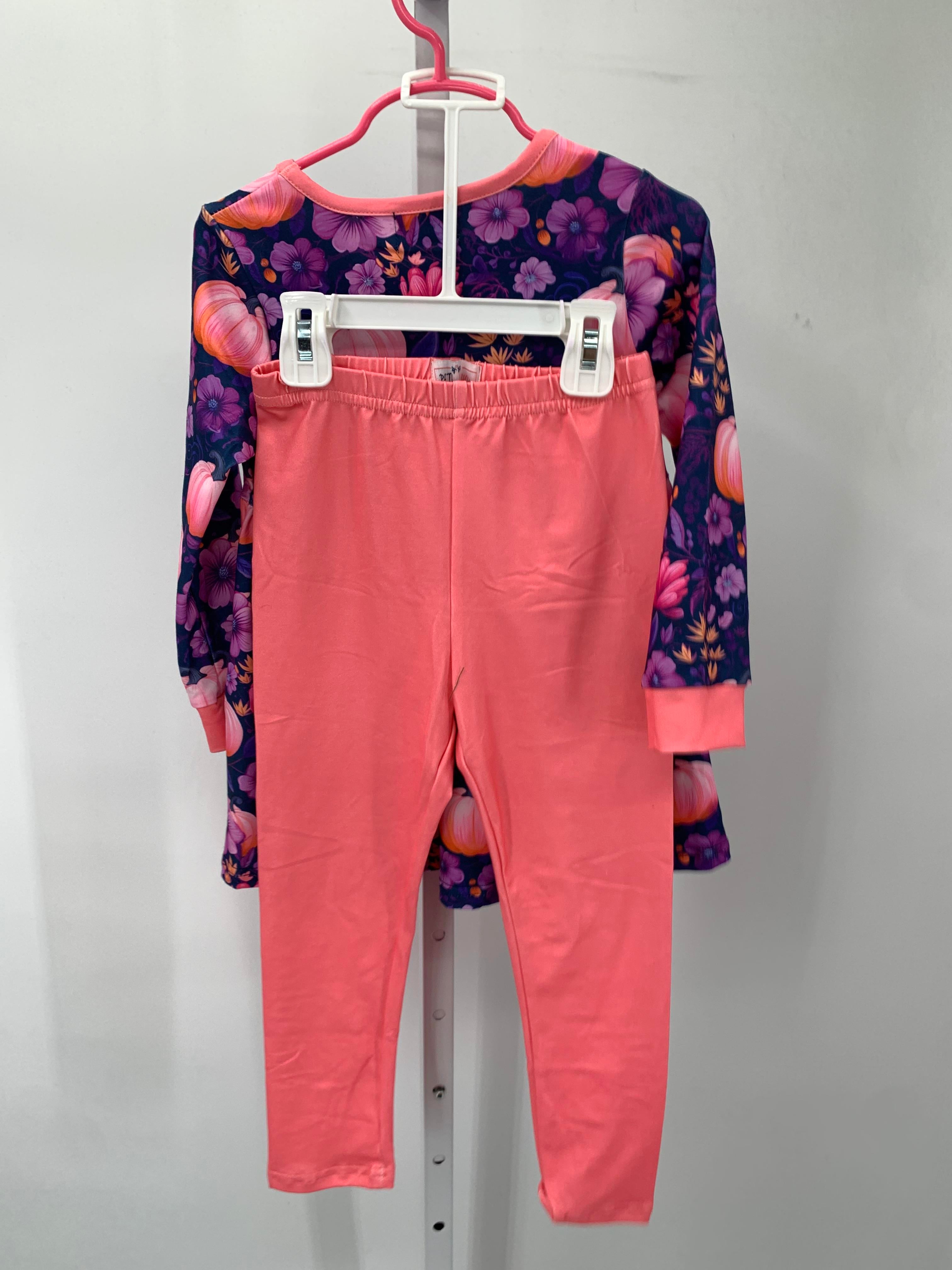 Size 4T Girls 2 Pieces