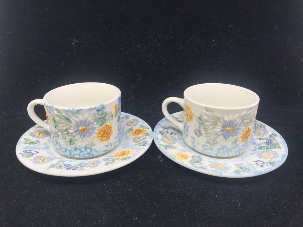 2 DAISY PATCH MUGS W/ SAUCERS.