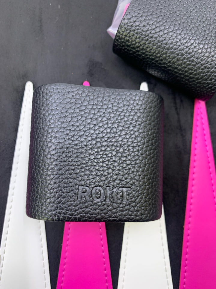 BLACK LEATHER CASE BACKGAMMON SET PINK/WHITE INTERIOR.