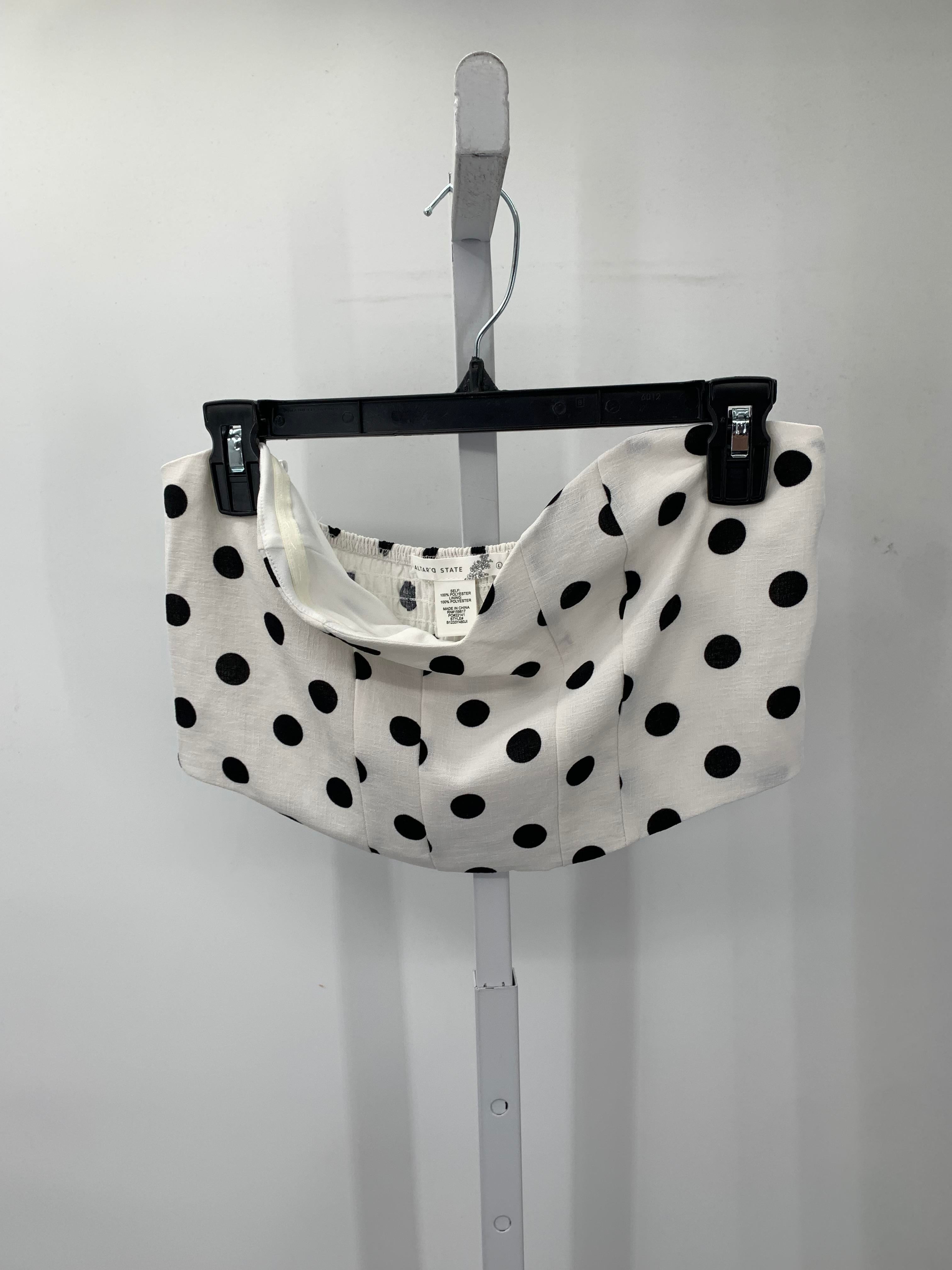 Size Large Juniors Sleeveless Shirt