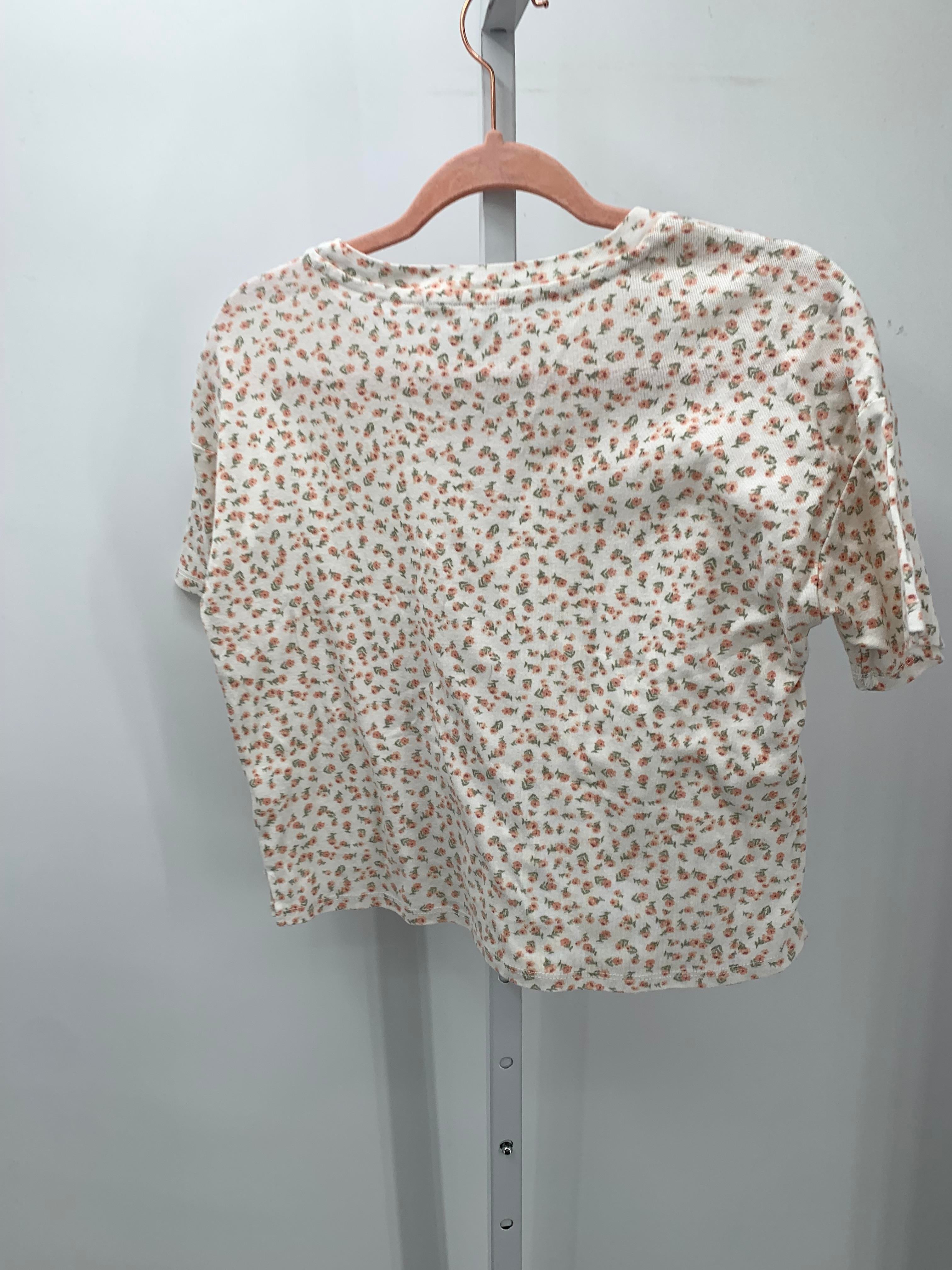 Pink Rose Size Large Juniors Short Sleeve Shirt