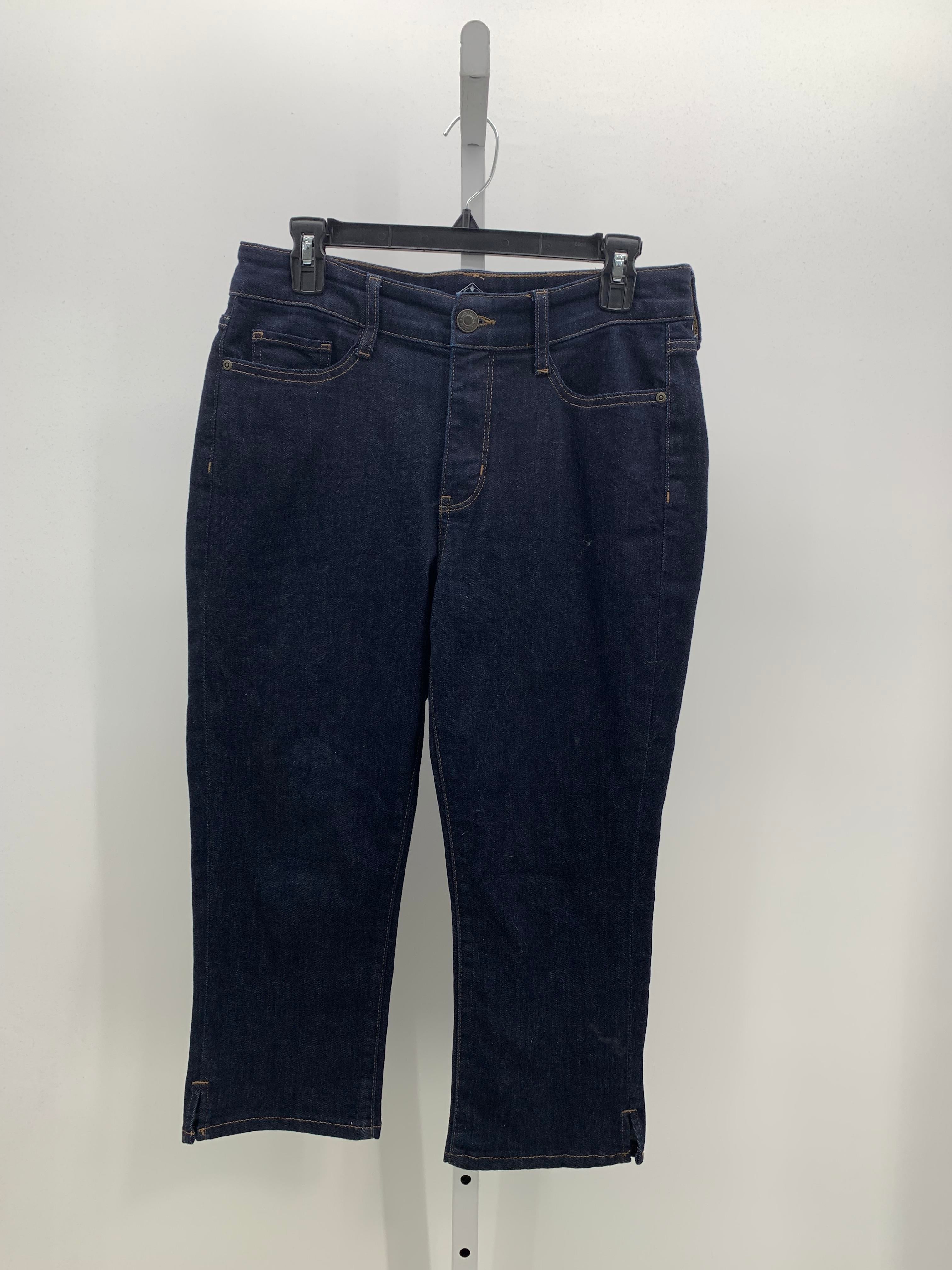 St. Johns Bay Size 8 Misses Capri Pants