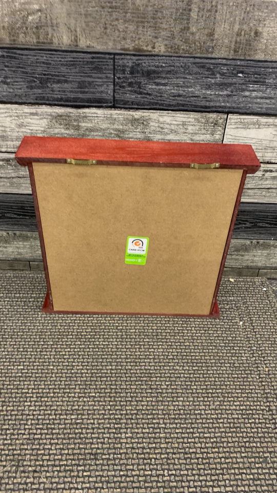 5 TIER GOLF BALL STORAGE SHELF.