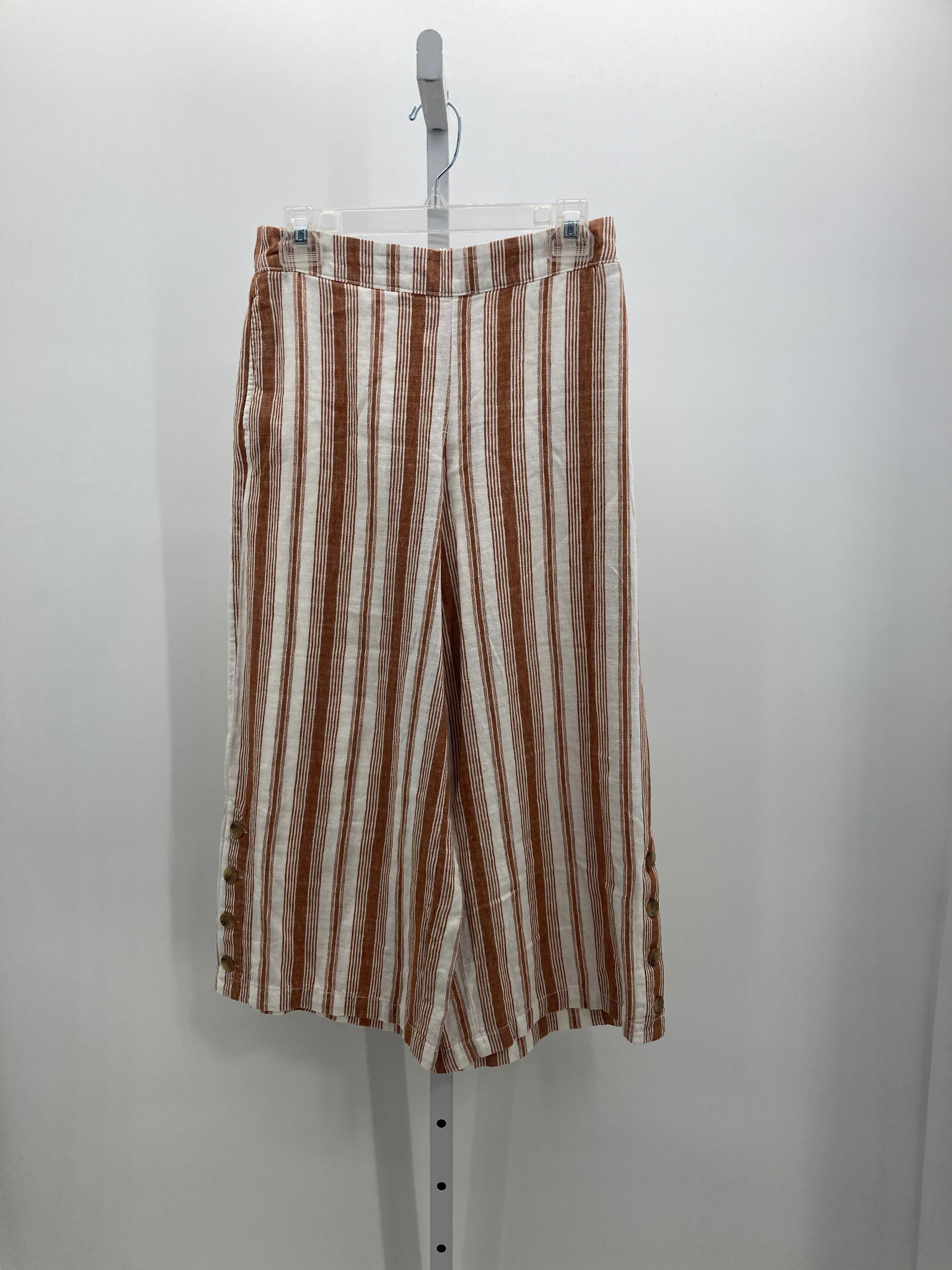 A.N.A. Size Small Misses Capri Pants