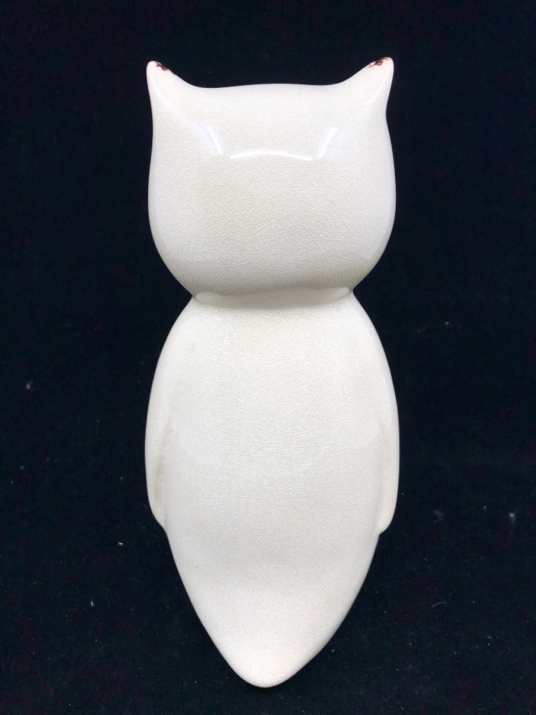 CREAM CERAMIC CRACKLE DESIGN OWL.