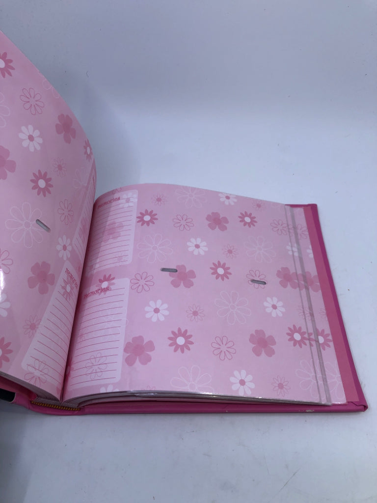 BLACK/PINK "THE GIRLS" PHOTO ALBUM.
