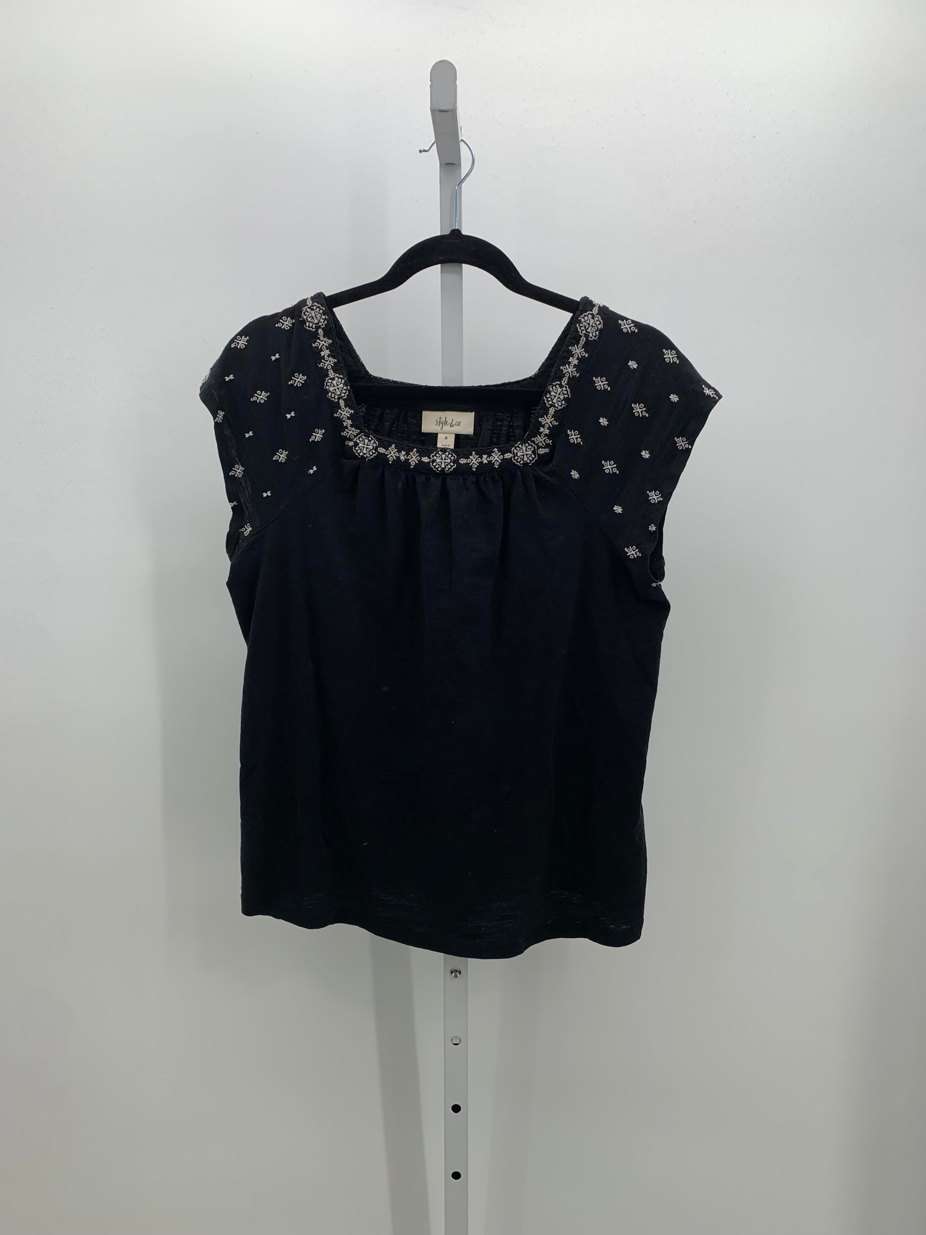 Style & Co. Size Medium Misses Short Sleeve Shirt