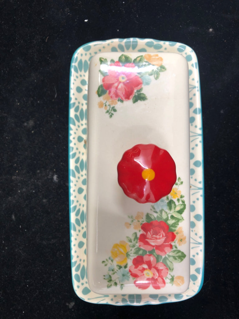 CERAMIC BUTTER DISH W/RED ROSES.