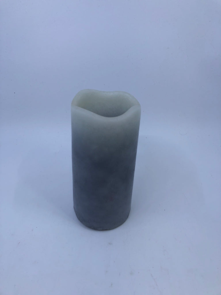 BLUE OMBRE LIGHT UP BATTERY CANDLE.