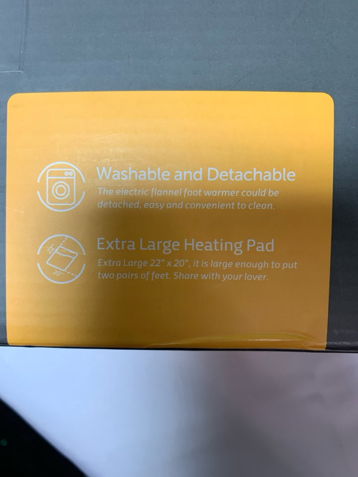 NIB FOOT WARMER HEATING PAD