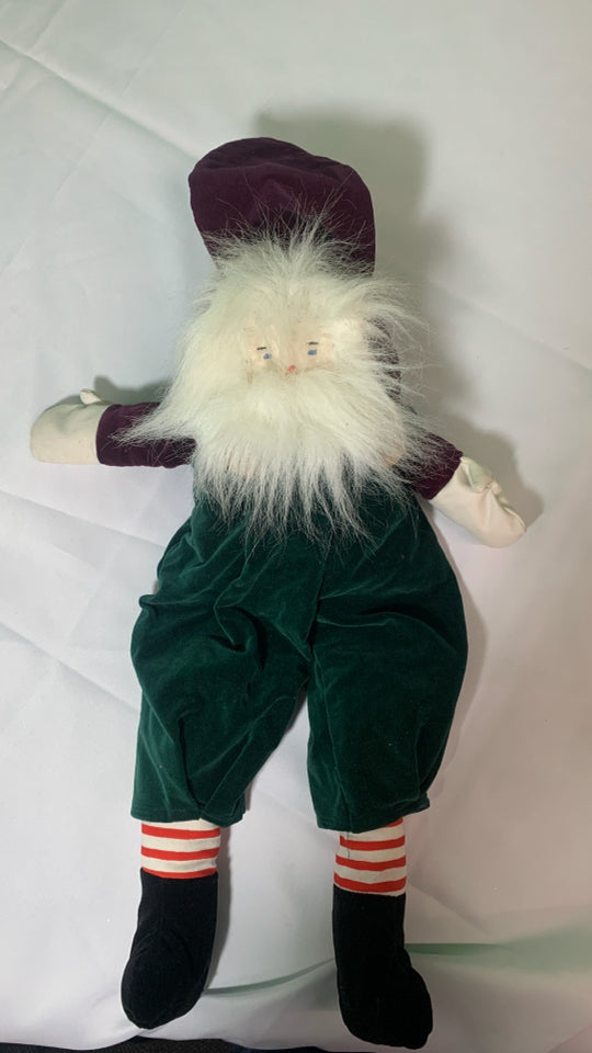 HEAVY SANTA SHELF SITTER.