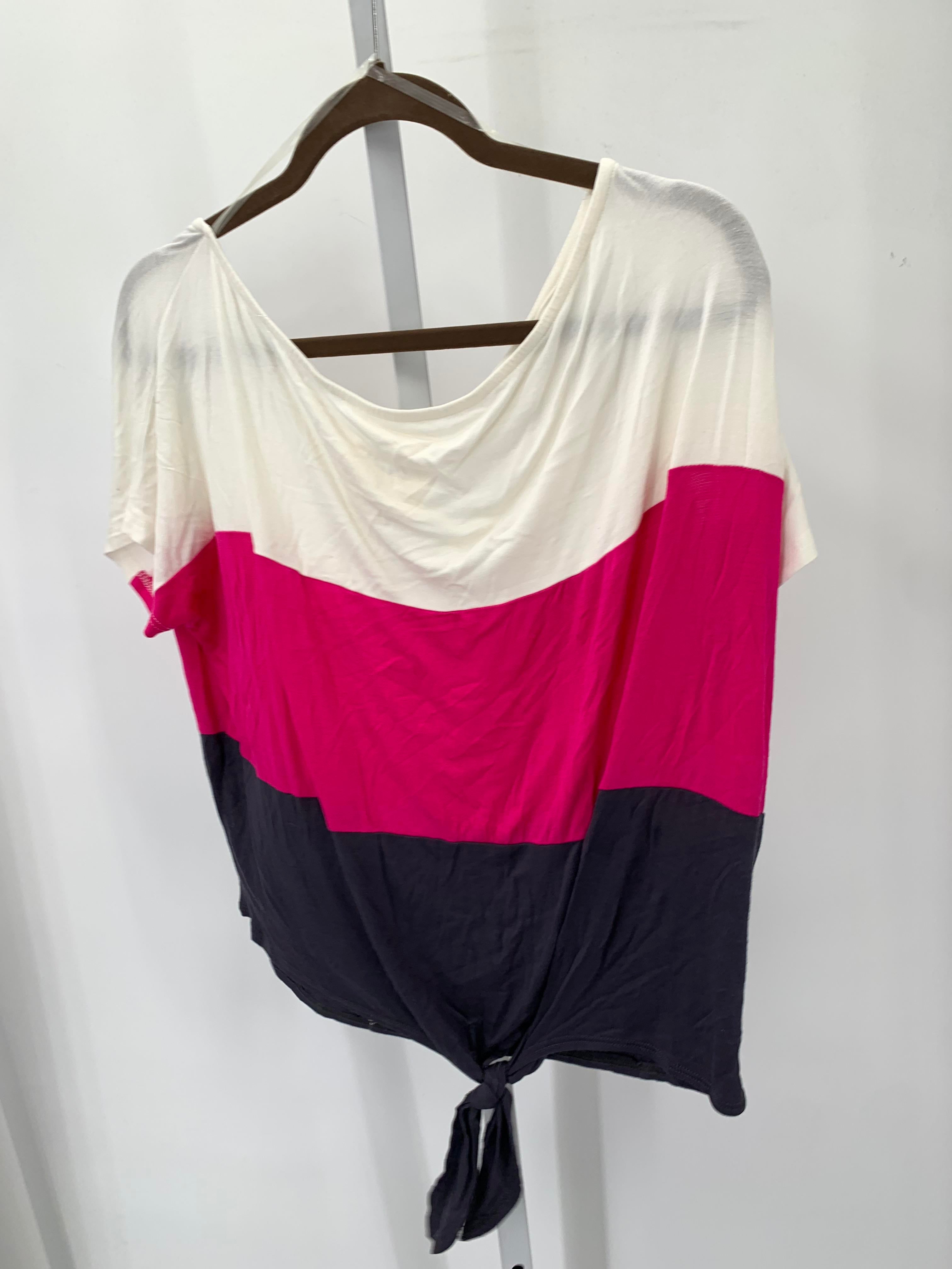 Size Small Juniors Short Sleeve Shirt