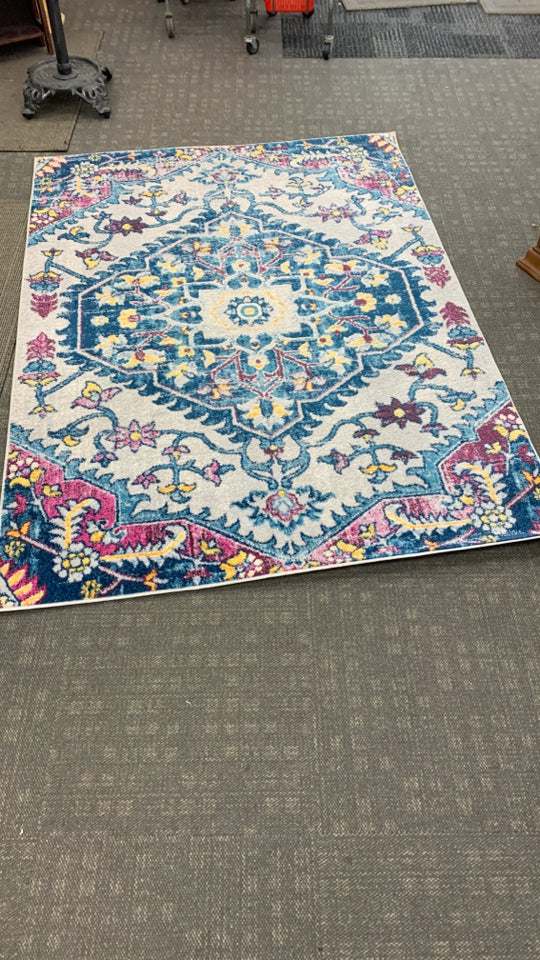 MYSTIC COLLECTION GWENDOLYN MULTI-COLORED FLORAL RUG.